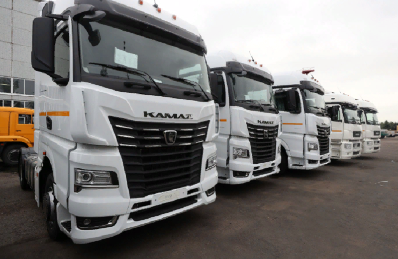 новые грузовики для обновления автопарка